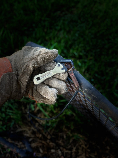 🔥Last Day 54% OFF -🛠️Micro Stubby Self-Adjusting Wrench – Portable 2-in-1 Pocket Wrench &amp; Bit Driver for Tight Spaces, Nuts, Bolts, DIY Repairs, Home, Auto &amp; Outdoor Use